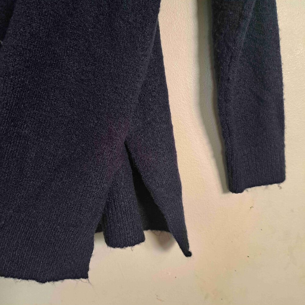 RDI Eclipse Long Sleeve V-Neck Ribbed Trim Sweater Size Small - Picture 6 of 8